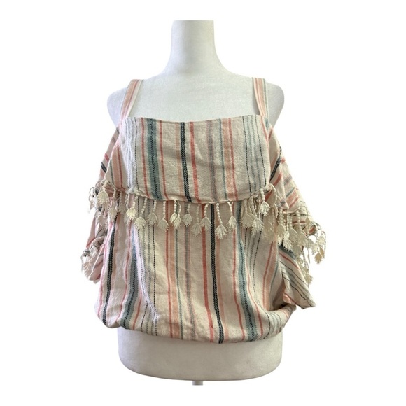 Takara Tops - Takara Fun Summer Off-The-Shoulder cropped top with tassels Boho Fest